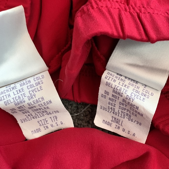 Capezio Dance/Activewear Leggings—Rich Red Cotton Lycra XS/S New - Picture 6 of 8